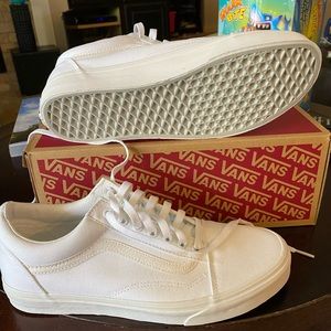 Vans 9.5 True White old Skool Brand New